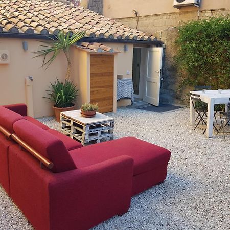 A Priori Guest House Viterbe Extérieur photo